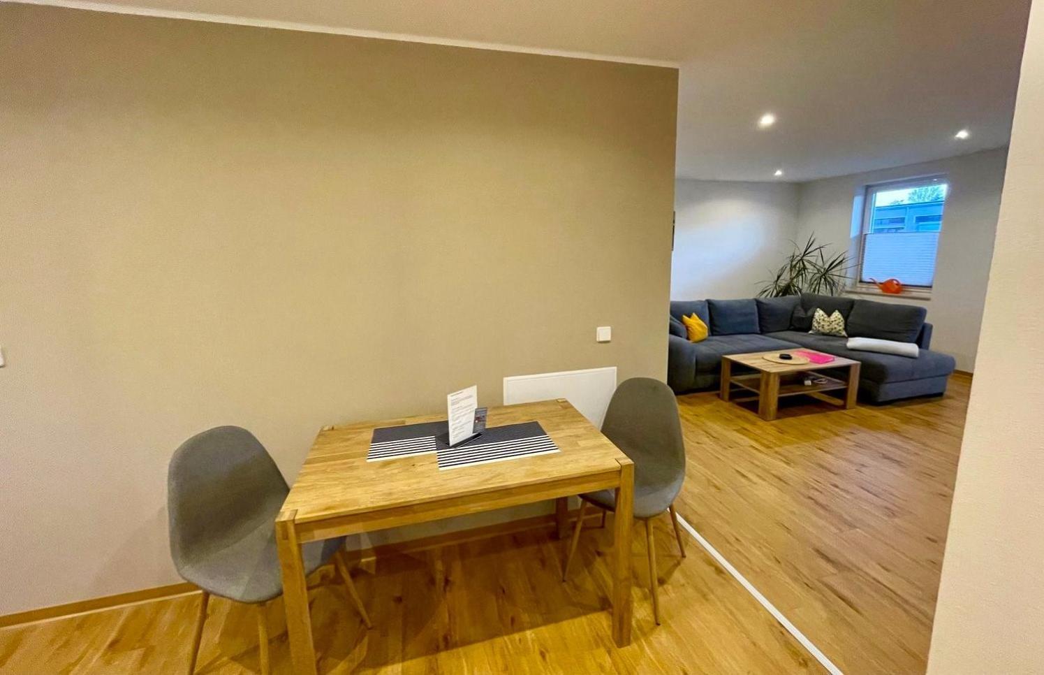 Stadtoase Geraeumige Gaestewohnungen Mit Balkon, Komfort, Modernitaet Und Ruhe, Fuer Monteure Geeignet, Free Wifi Frankenberg Eksteriør bilde