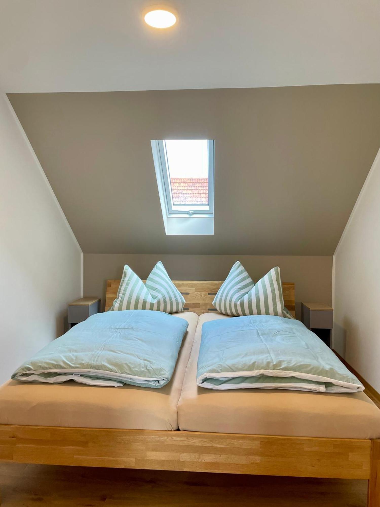 Stadtoase Geraeumige Gaestewohnungen Mit Balkon, Komfort, Modernitaet Und Ruhe, Fuer Monteure Geeignet, Free Wifi Frankenberg Eksteriør bilde